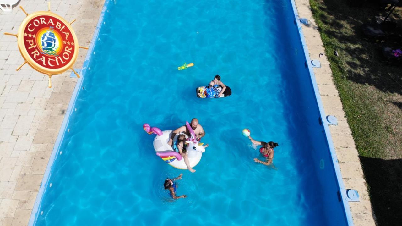 Năvodari Club De Vacanta Corabia Piratilor-Mamaia Nord מראה חיצוני תמונה