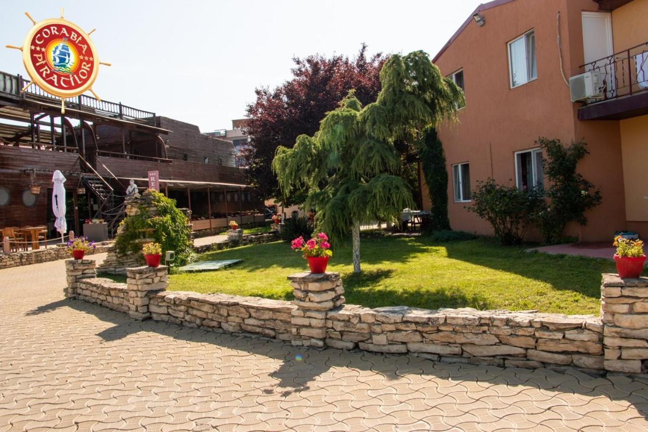 Năvodari Club De Vacanta Corabia Piratilor-Mamaia Nord מראה חיצוני תמונה