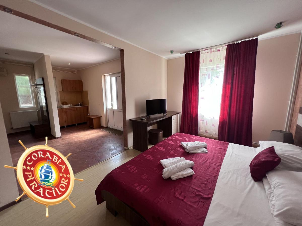 Năvodari Club De Vacanta Corabia Piratilor-Mamaia Nord מראה חיצוני תמונה