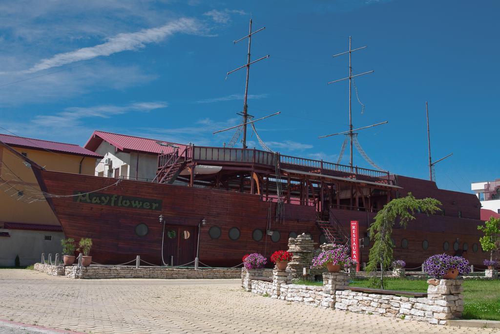 Năvodari Club De Vacanta Corabia Piratilor-Mamaia Nord מראה חיצוני תמונה